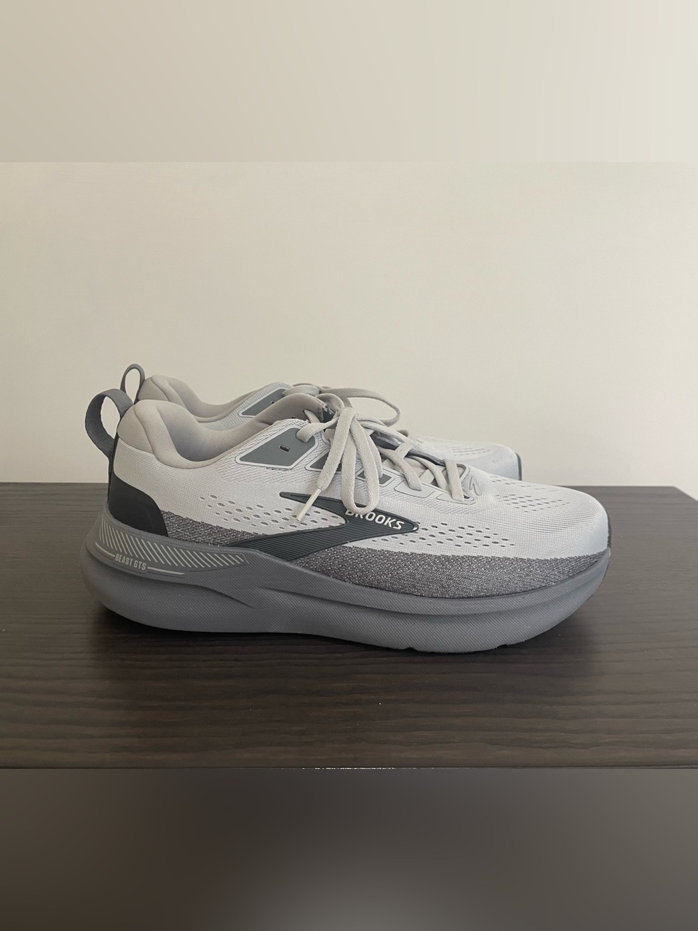 Brooks Men’s Beast GTS 26 Running Shoes